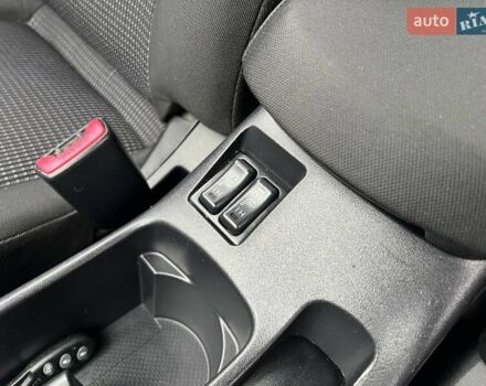 Бежевый Мицубиси Лансер, объемом двигателя 1.5 л и пробегом 230 тыс. км за 5950 $, фото 8 на Automoto.ua