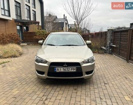 Бежевый Мицубиси Лансер, объемом двигателя 1.5 л и пробегом 230 тыс. км за 5950 $, фото 2 на Automoto.ua