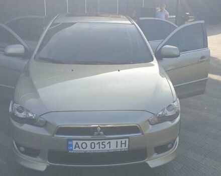 Бежевый Мицубиси Лансер, объемом двигателя 2 л и пробегом 280 тыс. км за 7600 $, фото 3 на Automoto.ua