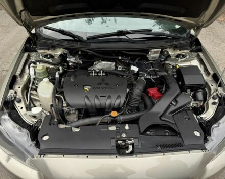 Бежевий Міцубісі Lancer, об'ємом двигуна 2 л та пробігом 280 тис. км за 6600 $, фото 19 на Automoto.ua
