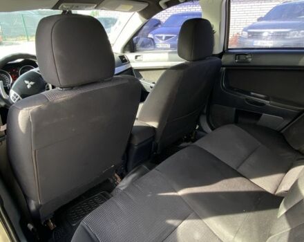 Бежевий Міцубісі Lancer, об'ємом двигуна 2 л та пробігом 253 тис. км за 5500 $, фото 7 на Automoto.ua