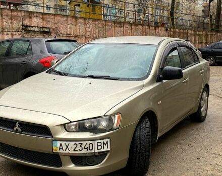 Бежевый Мицубиси Лансер, объемом двигателя 1.5 л и пробегом 220 тыс. км за 6500 $, фото 1 на Automoto.ua
