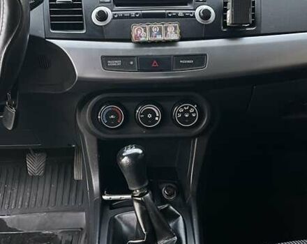 Мицубиси Лансер 2008 в Киеве на Automoto.ua Бежевый Мицубиси Лансер, объемом двигателя 1.5 л и пробегом 224 тыс. км за 5400 $, фото 12 на Automoto.ua