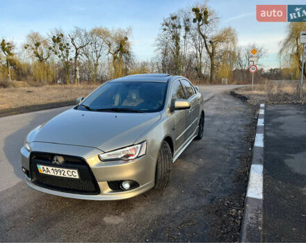 Бежевый Мицубиси Лансер, объемом двигателя 1.5 л и пробегом 200 тыс. км за 8500 $, фото 4 на Automoto.ua