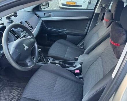 Бежевый Мицубиси Лансер, объемом двигателя 1.5 л и пробегом 187 тыс. км за 5500 $, фото 2 на Automoto.ua