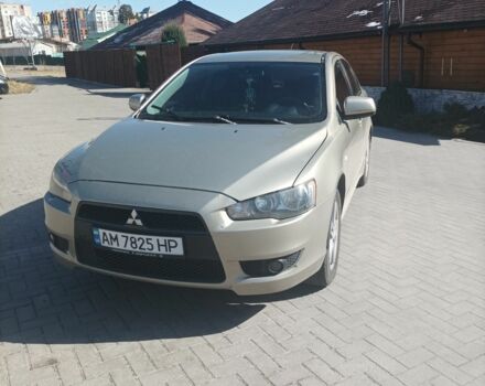 Бежевый Мицубиси Лансер, объемом двигателя 2 л и пробегом 191 тыс. км за 5300 $, фото 2 на Automoto.ua