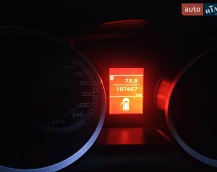 Бежевый Мицубиси Лансер, объемом двигателя 1.5 л и пробегом 187 тыс. км за 5500 $, фото 17 на Automoto.ua