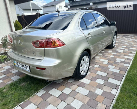 Бежевий Міцубісі Lancer, об'ємом двигуна 1.5 л та пробігом 217 тис. км за 5500 $, фото 3 на Automoto.ua