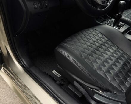 Бежевий Міцубісі Lancer, об'ємом двигуна 2 л та пробігом 280 тис. км за 6600 $, фото 14 на Automoto.ua