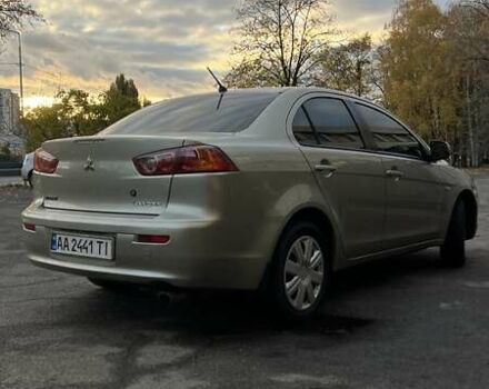 Мицубиси Лансер 2008 в Киеве на Automoto.ua Бежевый Мицубиси Лансер, объемом двигателя 1.5 л и пробегом 224 тыс. км за 5400 $, фото 3 на Automoto.ua