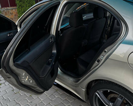 Бежевый Мицубиси Лансер, объемом двигателя 2 л и пробегом 225 тыс. км за 6999 $, фото 21 на Automoto.ua