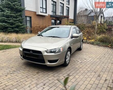 Бежевый Мицубиси Лансер, объемом двигателя 1.5 л и пробегом 230 тыс. км за 5950 $, фото 1 на Automoto.ua