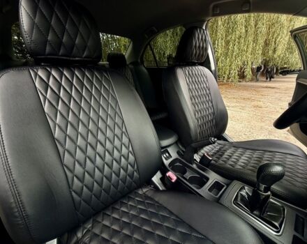 Бежевий Міцубісі Lancer, об'ємом двигуна 2 л та пробігом 280 тис. км за 6600 $, фото 11 на Automoto.ua