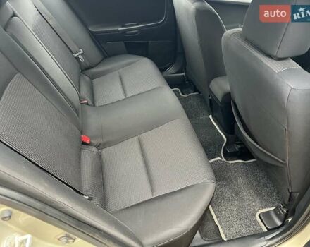 Бежевый Мицубиси Лансер, объемом двигателя 1.5 л и пробегом 230 тыс. км за 5950 $, фото 10 на Automoto.ua