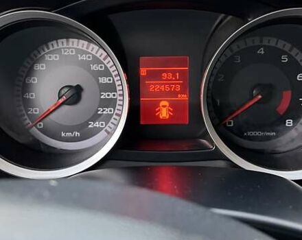 Мицубиси Лансер 2008 в Киеве на Automoto.ua Бежевый Мицубиси Лансер, объемом двигателя 1.5 л и пробегом 224 тыс. км за 5400 $, фото 13 на Automoto.ua