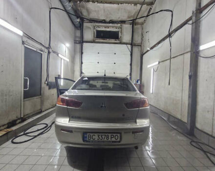 Бежевый Мицубиси Лансер, объемом двигателя 1.5 л и пробегом 126 тыс. км за 6999 $, фото 2 на Automoto.ua