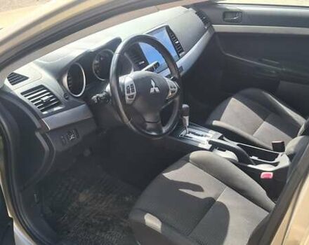 Бежевий Міцубісі Lancer, об'ємом двигуна 1.5 л та пробігом 145 тис. км за 7100 $, фото 3 на Automoto.ua