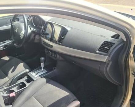 Бежевий Міцубісі Lancer, об'ємом двигуна 1.5 л та пробігом 145 тис. км за 7100 $, фото 2 на Automoto.ua