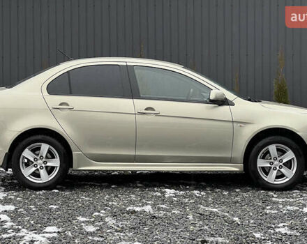 Бежевий Міцубісі Lancer, об'ємом двигуна 1.5 л та пробігом 245 тис. км за 6499 $, фото 2 на Automoto.ua