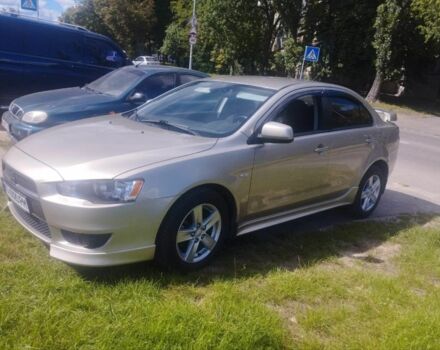 Бежевый Мицубиси Лансер, объемом двигателя 2 л и пробегом 100 тыс. км за 8000 $, фото 1 на Automoto.ua