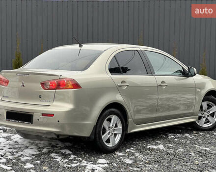 Бежевий Міцубісі Lancer, об'ємом двигуна 1.5 л та пробігом 245 тис. км за 6499 $, фото 3 на Automoto.ua