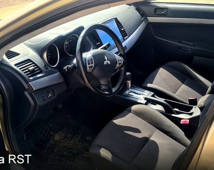 Бежевый Мицубиси Лансер, объемом двигателя 1.5 л и пробегом 145 тыс. км за 7100 $, фото 3 на Automoto.ua