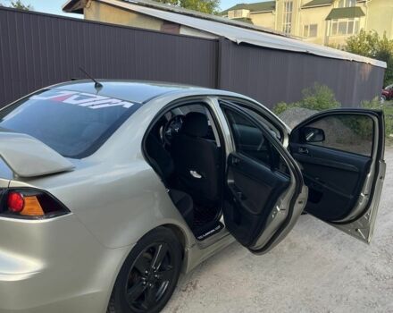 Бежевий Міцубісі Lancer, об'ємом двигуна 2 л та пробігом 270 тис. км за 6391 $, фото 1 на Automoto.ua