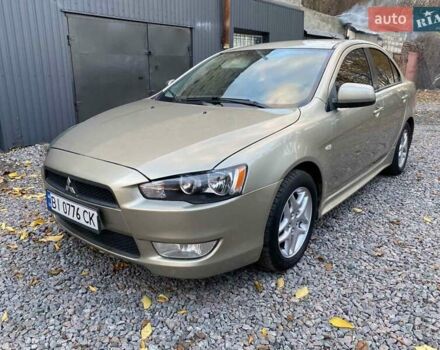 Бежевий Міцубісі Lancer, об'ємом двигуна 1.5 л та пробігом 242 тис. км за 5999 $, фото 1 на Automoto.ua