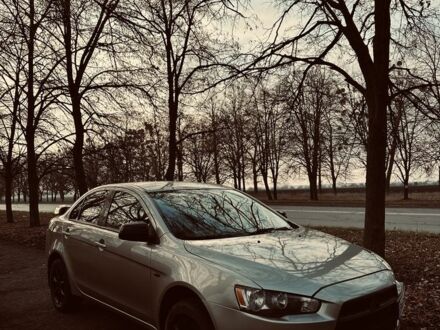 Бежевый Мицубиси Лансер, объемом двигателя 1.5 л и пробегом 250 тыс. км за 6000 $, фото 1 на Automoto.ua