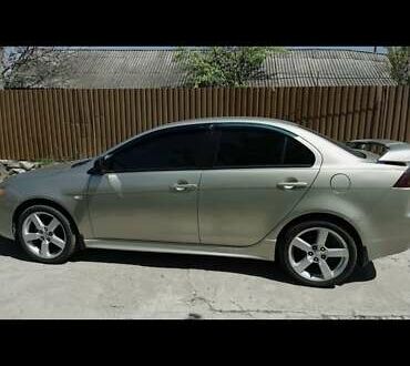 Міцубісі Lancer 2008 у Тальном на Automoto.ua Бежевий Міцубісі Lancer, об'ємом двигуна 2 л та пробігом 196 тис. км за 7000 $, фото 1 на Automoto.ua