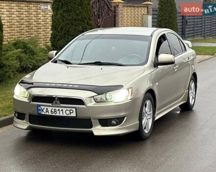 Бежевый Мицубиси Лансер, объемом двигателя 2 л и пробегом 250 тыс. км за 6500 $, фото 1 на Automoto.ua