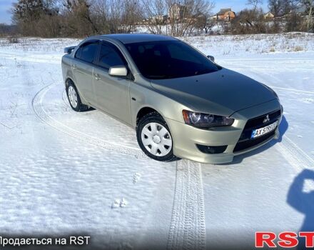 Бежевий Міцубісі Lancer, об'ємом двигуна 1.5 л та пробігом 237 тис. км за 5900 $, фото 1 на Automoto.ua