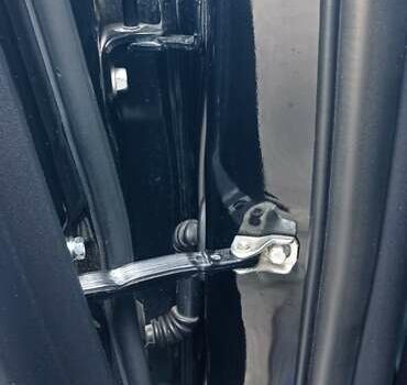 Чорний Міцубісі Lancer, об'ємом двигуна 2 л та пробігом 49 тис. км за 12500 $, фото 40 на Automoto.ua