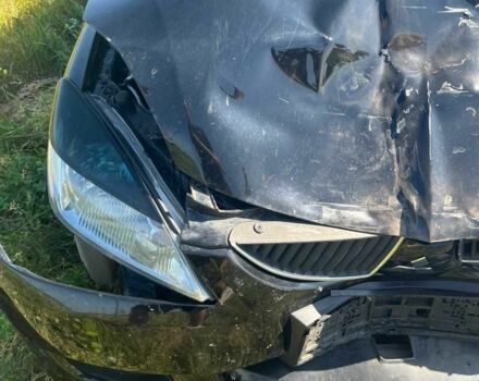 Чорний Міцубісі Lancer, об'ємом двигуна 1.6 л та пробігом 229 тис. км за 2500 $, фото 3 на Automoto.ua