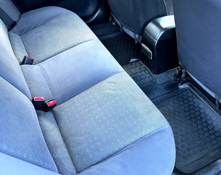 Черный Мицубиси Лансер, объемом двигателя 1.6 л и пробегом 263 тыс. км за 4200 $, фото 3 на Automoto.ua