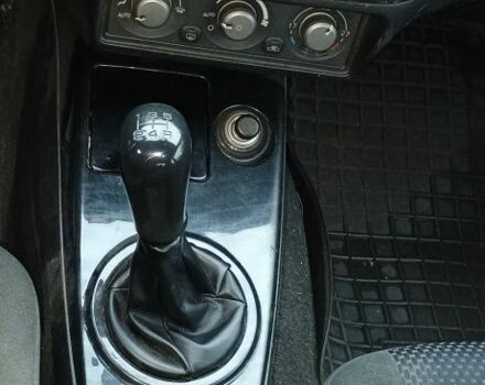 Чорний Міцубісі Lancer, об'ємом двигуна 1.6 л та пробігом 261 тис. км за 4400 $, фото 6 на Automoto.ua