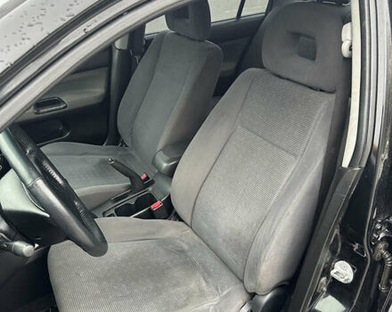 Черный Мицубиси Лансер, объемом двигателя 1.6 л и пробегом 200 тыс. км за 3499 $, фото 9 на Automoto.ua