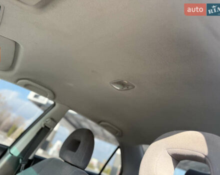 Чорний Міцубісі Lancer, об'ємом двигуна 1.6 л та пробігом 205 тис. км за 3650 $, фото 12 на Automoto.ua