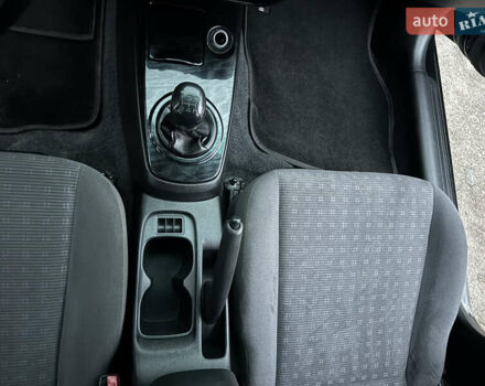 Черный Мицубиси Лансер, объемом двигателя 1.58 л и пробегом 154 тыс. км за 5500 $, фото 31 на Automoto.ua