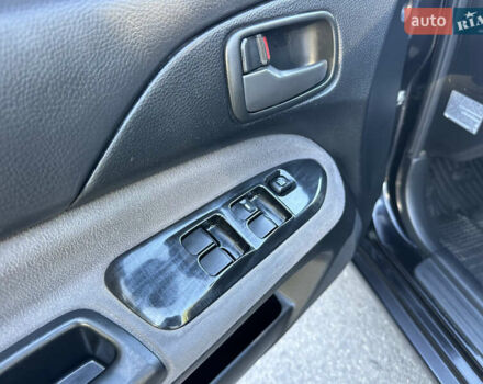 Мицубиси Лансер 2005 в Виннице на Automoto.ua Черный Мицубиси Лансер, объемом двигателя 1.6 л и пробегом 261 тыс. км за 4100 $, фото 33 на Automoto.ua