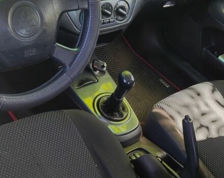 Мицубиси Лансер 2005 в Южноукраинске на Automoto.ua Черный Мицубиси Лансер, объемом двигателя 1.6 л и пробегом 350 тыс. км за 3099 $, фото 2 на Automoto.ua