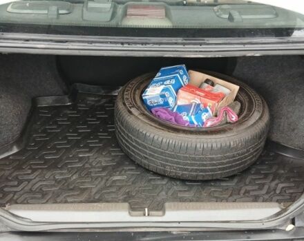 Черный Мицубиси Лансер, объемом двигателя 1.6 л и пробегом 230 тыс. км за 3250 $, фото 5 на Automoto.ua