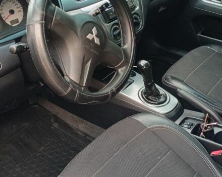 Чорний Міцубісі Lancer, об'ємом двигуна 1.6 л та пробігом 250 тис. км за 4000 $, фото 5 на Automoto.ua