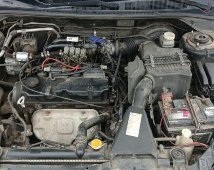 Черный Мицубиси Лансер, объемом двигателя 1.6 л и пробегом 230 тыс. км за 3250 $, фото 6 на Automoto.ua