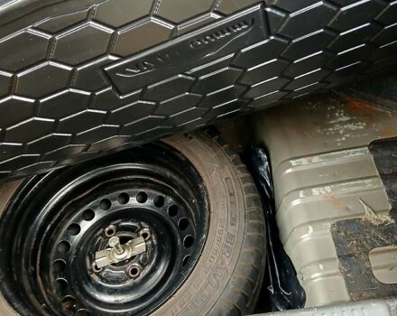 Чорний Міцубісі Lancer, об'ємом двигуна 1.6 л та пробігом 240 тис. км за 4700 $, фото 8 на Automoto.ua