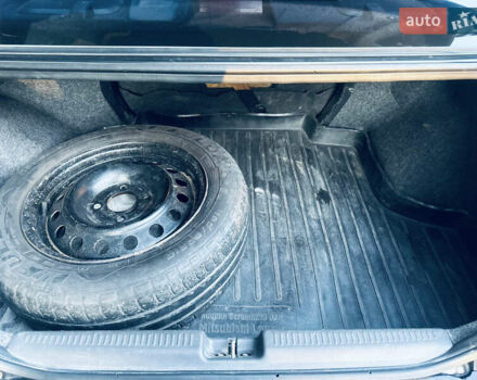 Чорний Міцубісі Lancer, об'ємом двигуна 1.6 л та пробігом 270 тис. км за 4500 $, фото 11 на Automoto.ua