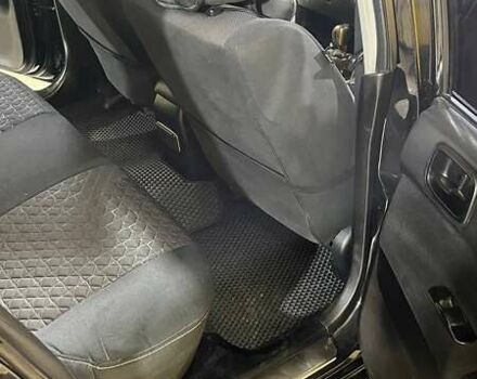 Черный Мицубиси Лансер, объемом двигателя 1.6 л и пробегом 249 тыс. км за 5000 $, фото 16 на Automoto.ua