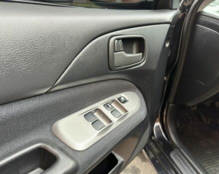 Черный Мицубиси Лансер, объемом двигателя 1.6 л и пробегом 173 тыс. км за 4700 $, фото 11 на Automoto.ua