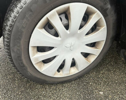 Чорний Міцубісі Lancer, об'ємом двигуна 1.58 л та пробігом 256 тис. км за 3700 $, фото 33 на Automoto.ua