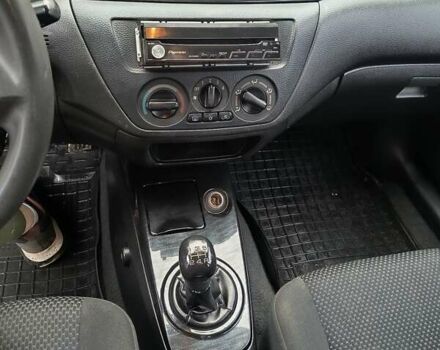 Черный Мицубиси Лансер, объемом двигателя 1.6 л и пробегом 309 тыс. км за 4000 $, фото 7 на Automoto.ua